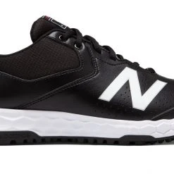 **NEW Style** New Balance Low Top Field Shoe Shoes